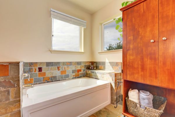 Burlington Bathtub Refinishing